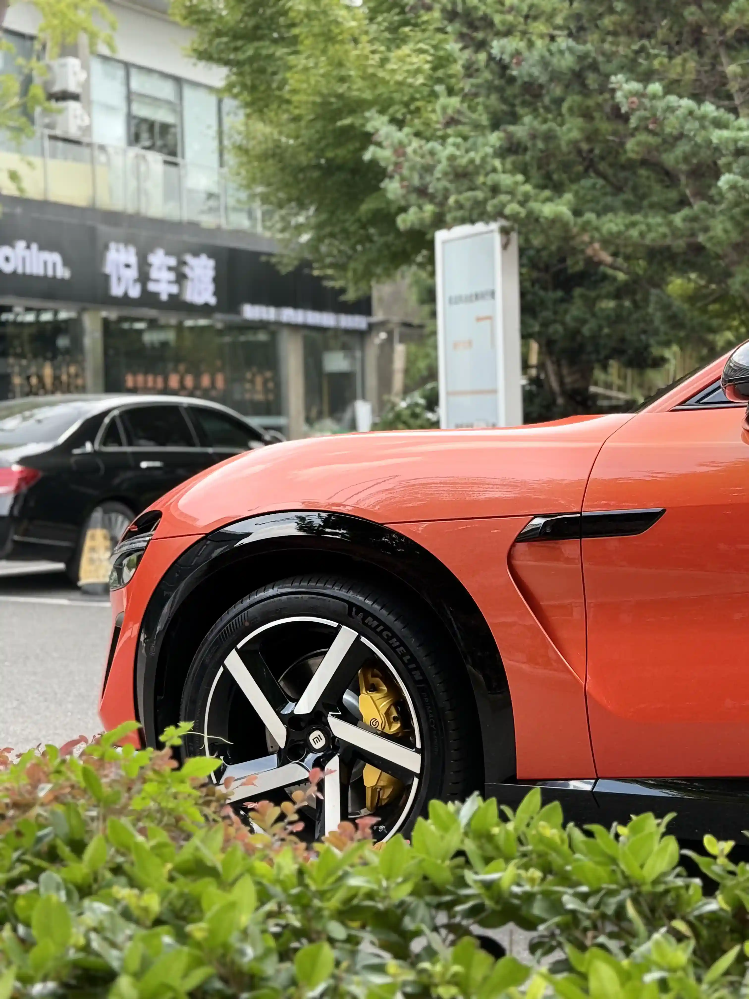 两台小米Yu7隐形车衣+玻璃膜 施工实拍 3