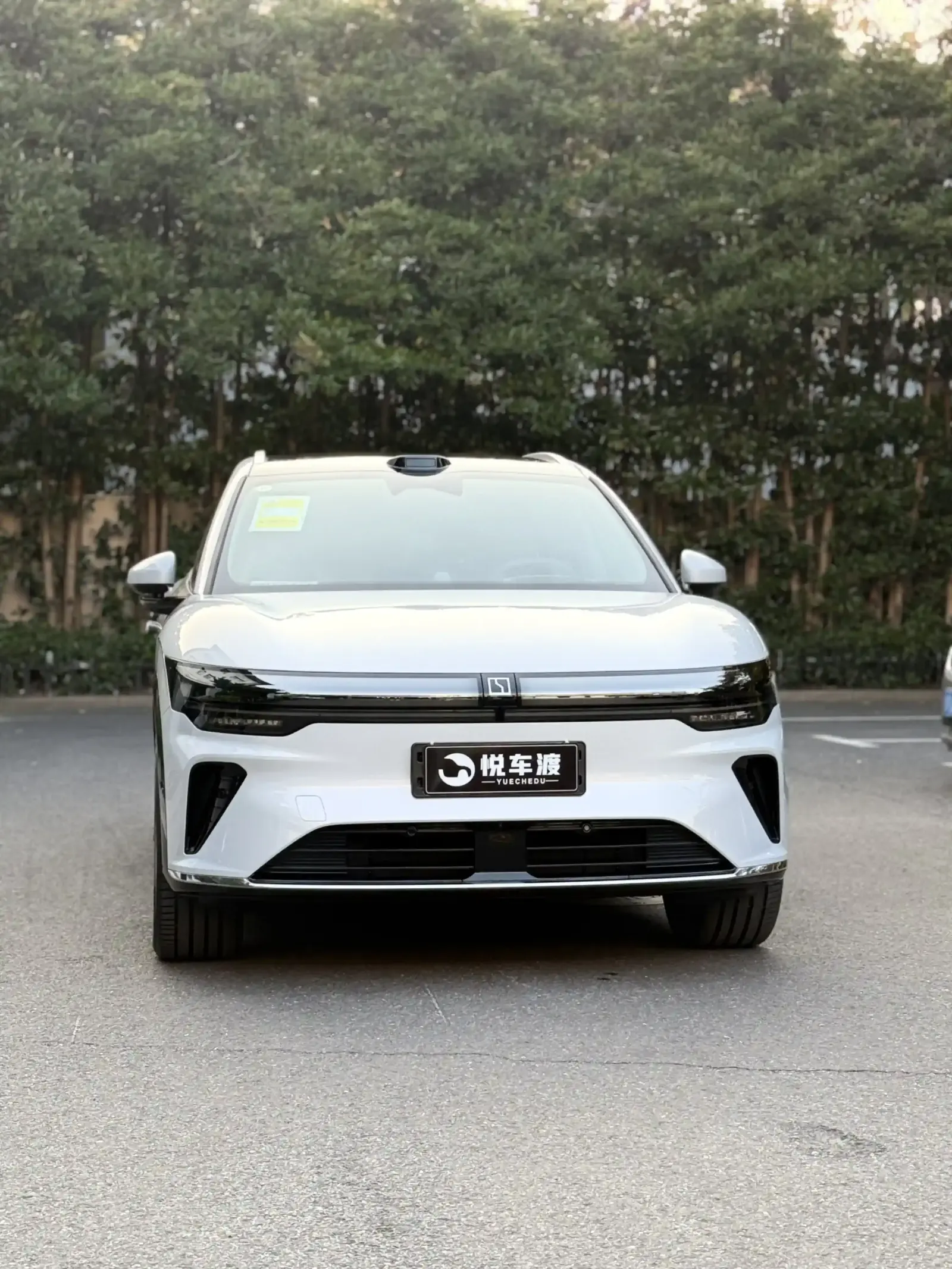 极氪7X冰川银车衣玻璃膜升级 施工实拍 3