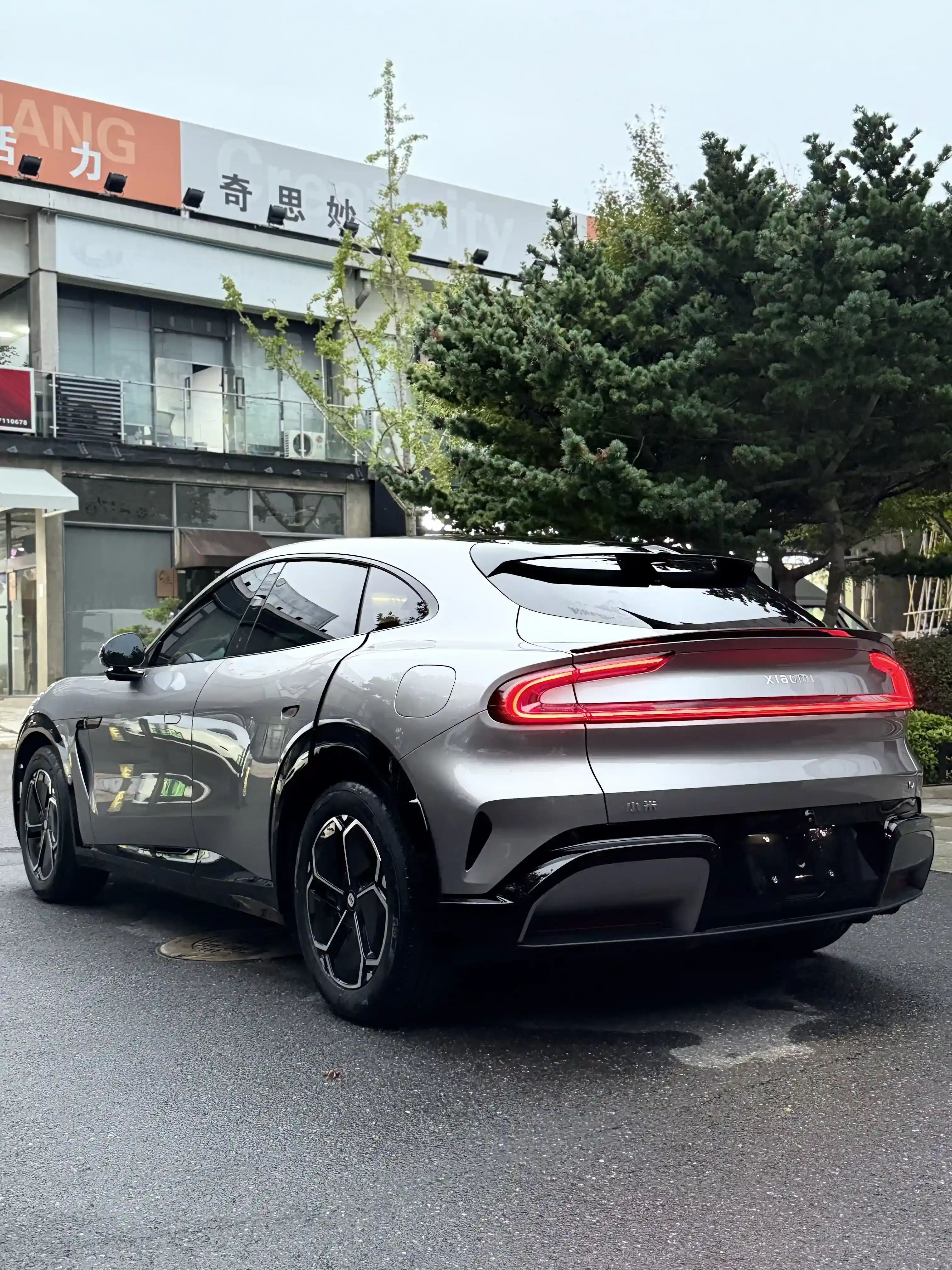 银色小米YU7车衣+玻璃膜+360软包三件套升级 施工实拍 6
