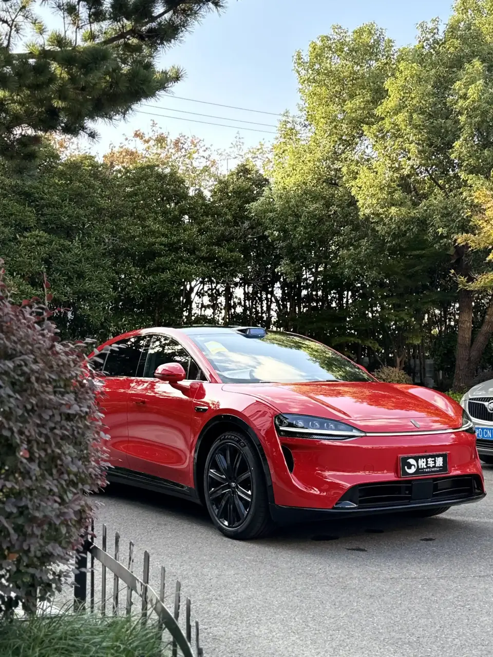 智界R7车衣+玻璃膜