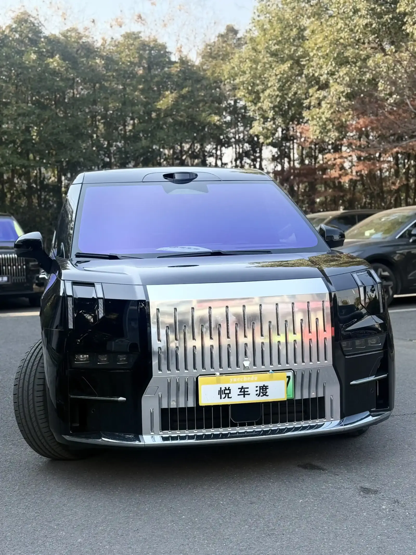极氪009黑武士黄金五件套升级 施工实拍 3