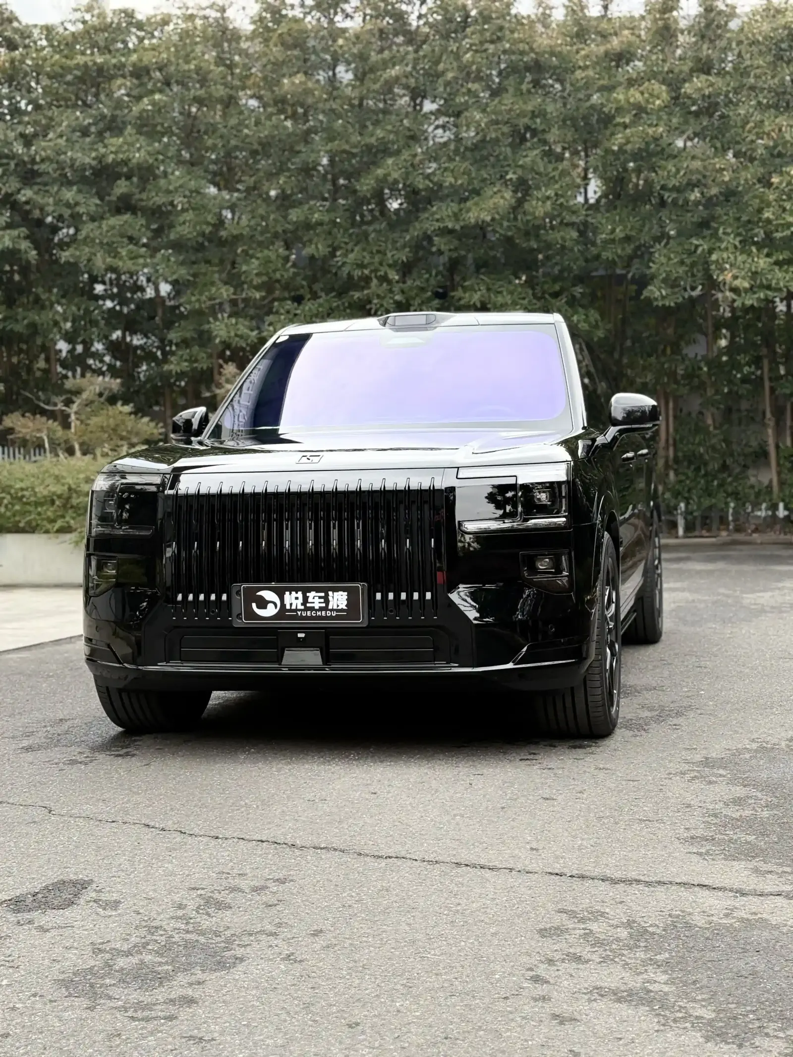 曜黑版极氪9x六件套升级 施工实拍 2