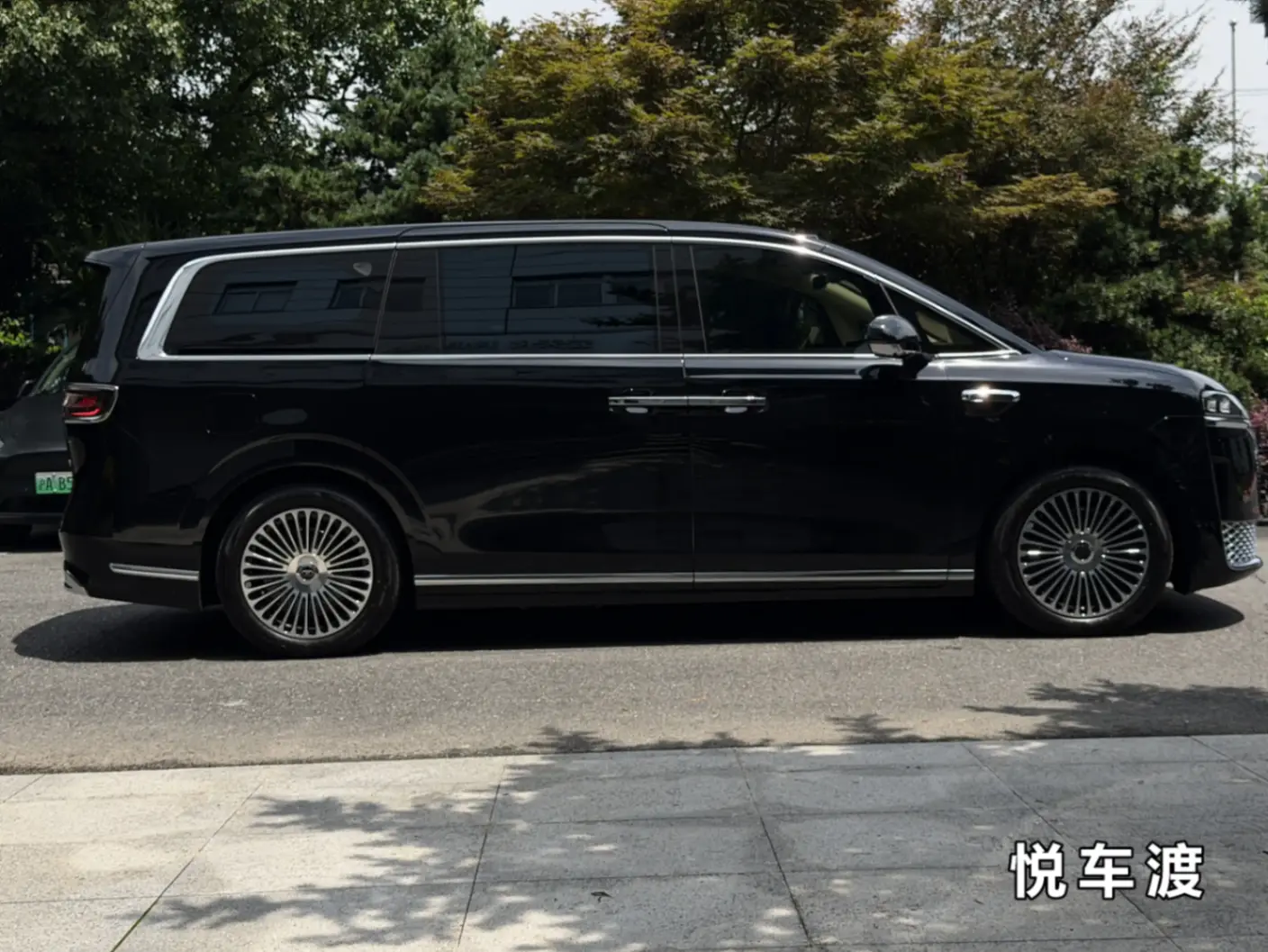 智界V9贴膜实拍效果图
