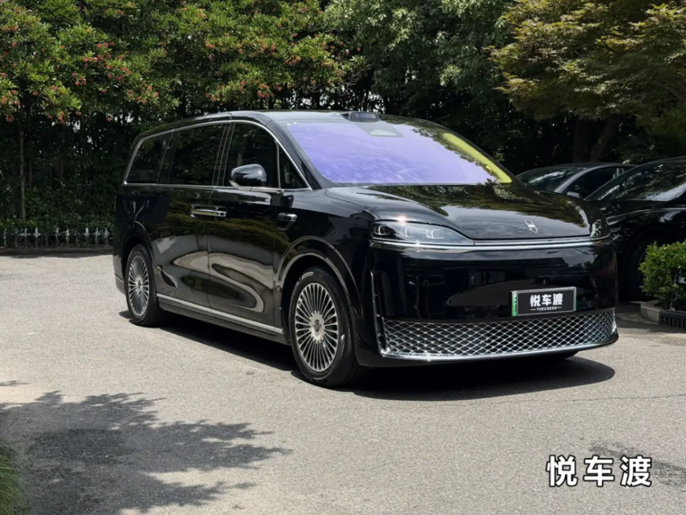 智界V9新车全套防护升级案例|亮光车衣+帝王紫玻璃膜+竹纤维地板+底盘护板 施工实拍 1
