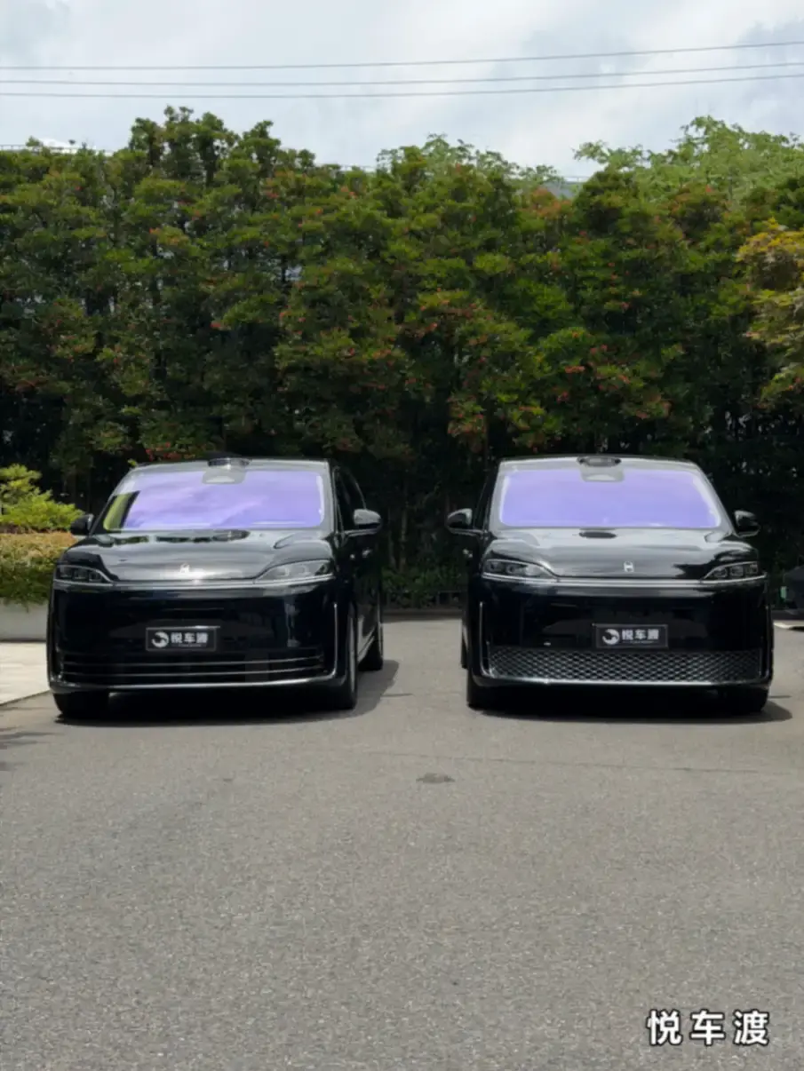 上海两台智界 V9 同步完工🔥全套升级后的质感太惊喜