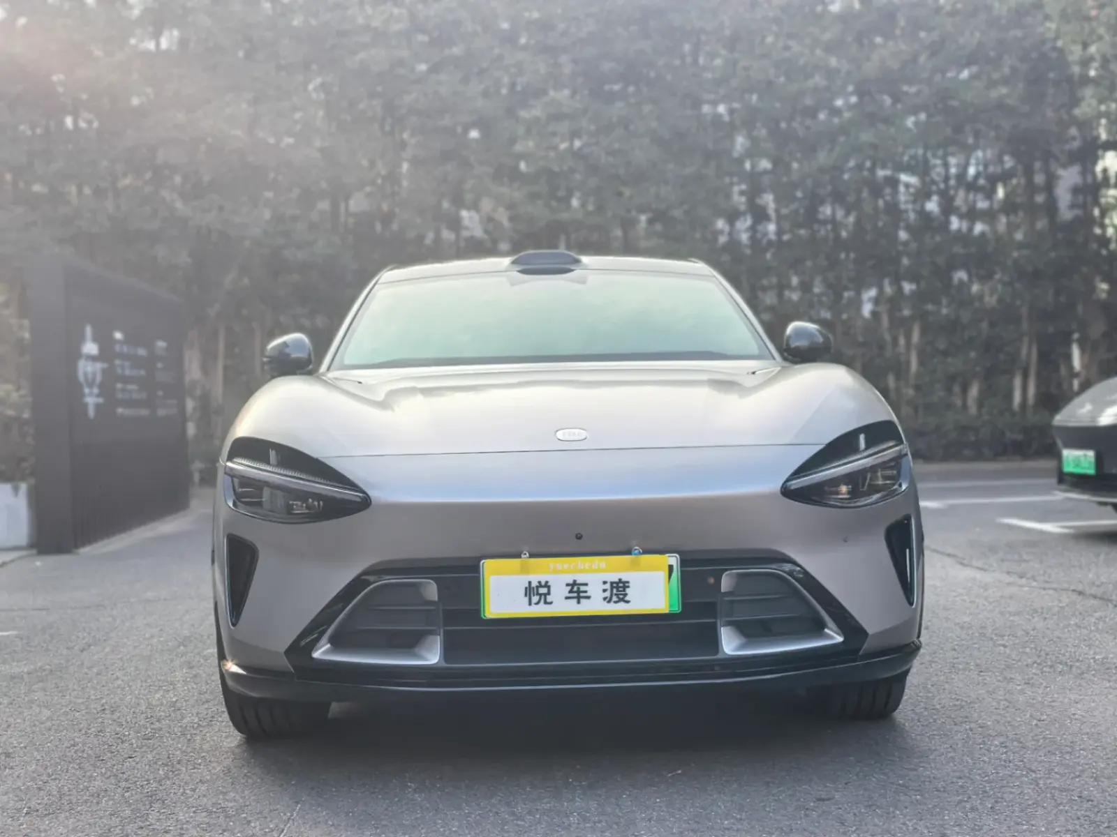 小米YU7哑光灰改色：完工后感觉像换了一台车 施工实拍 3